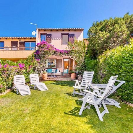 Villetta A Schiera Caprifogli Baja Sardinia Bagian luar foto